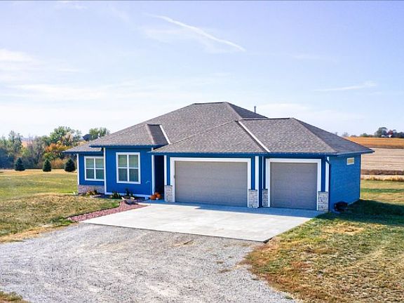 2nd image of 62504 250th St