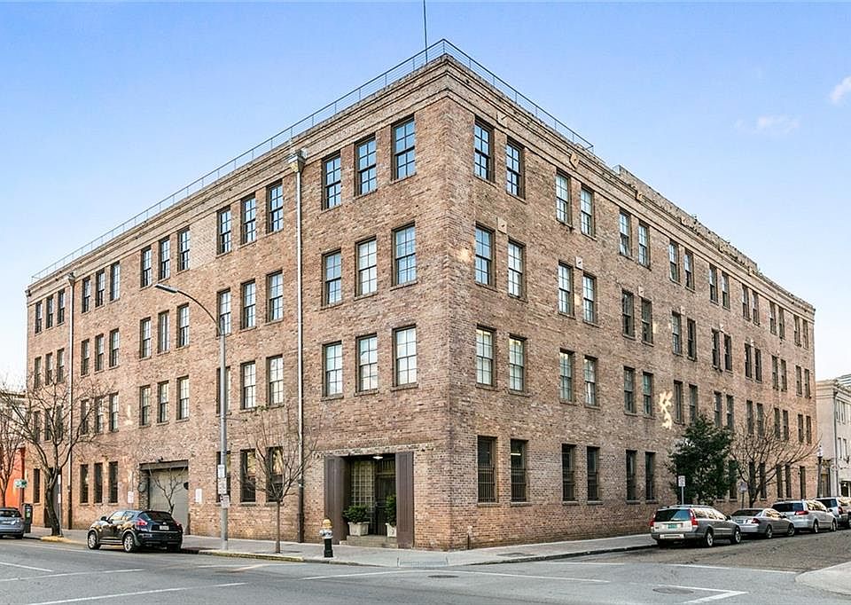1st image of 404 Notre Dame St #Penthouse 3