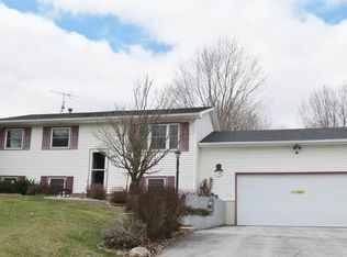 1010 Myatt Dr, Maquoketa, IA 52060