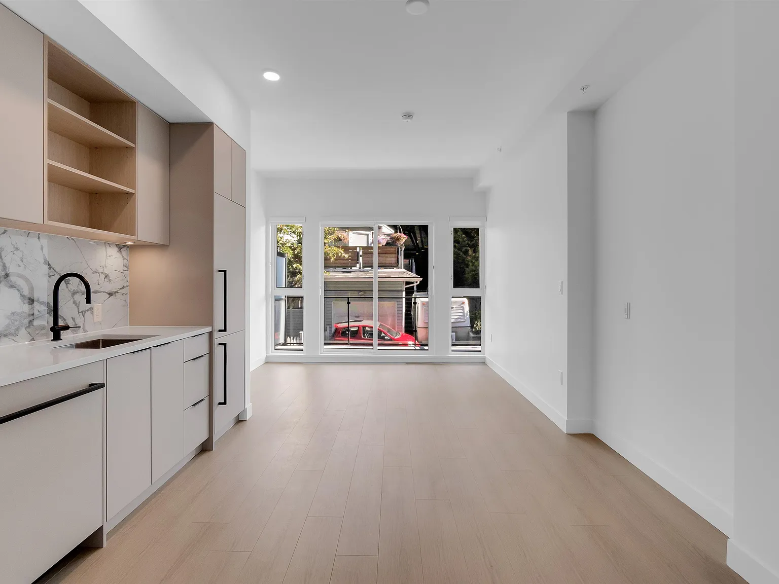1 bed, 514 sqft, $2,300 — Photo 2