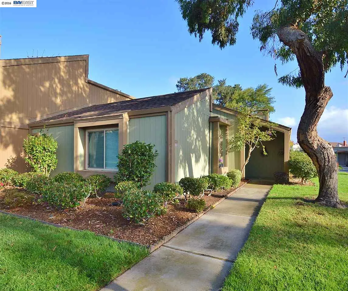 3217 Fir Ave photo 1