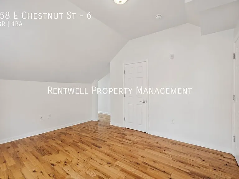 658 E Chestnut St #6 — Photo 11