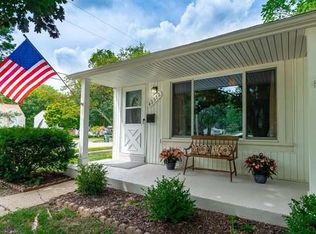 42372 Brentwood Dr, Plymouth, MI 48170
