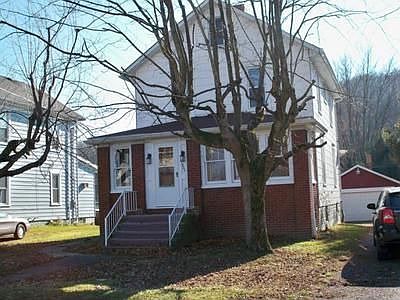 1st image of 420 E Main St