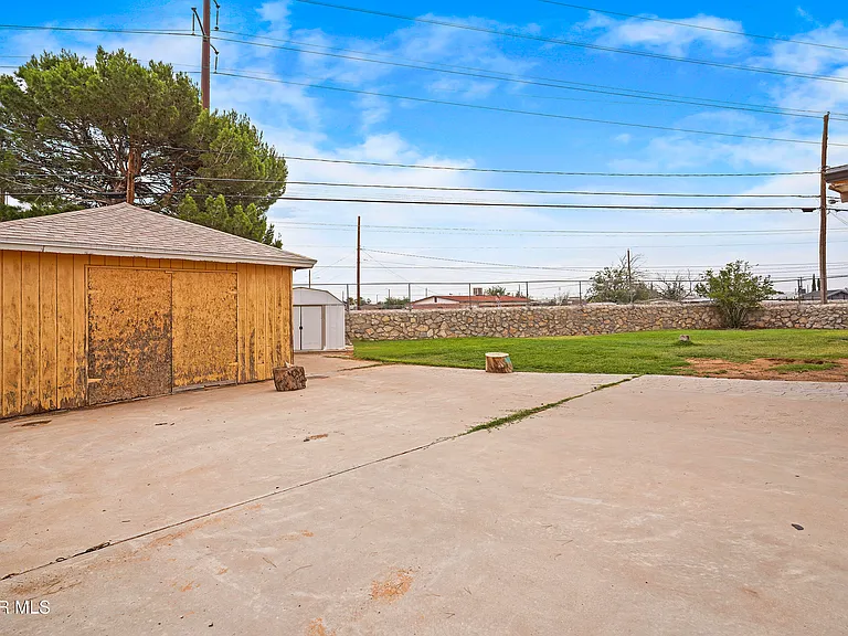 10372 Shenandoah St — Photo 33