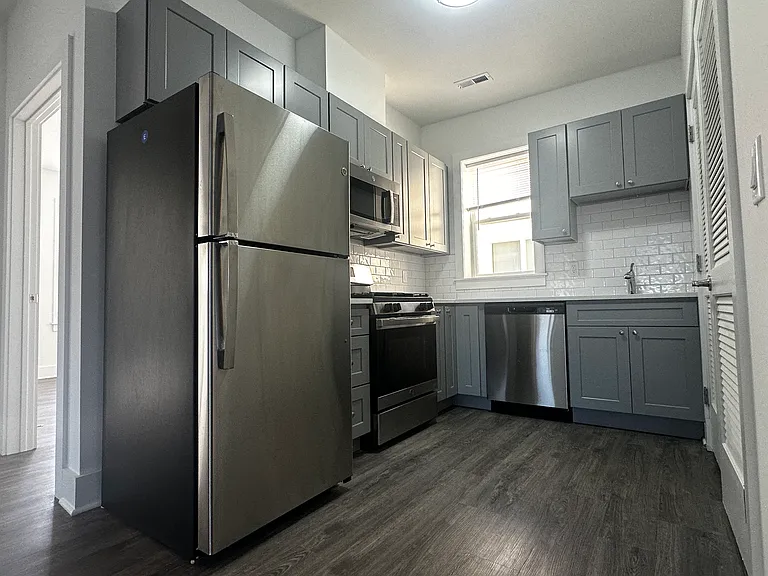 446 Irvine Turner Blvd — Photo 28