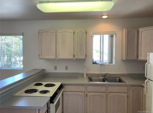371 Kapaloala Pl APT A, Honolulu, HI 96813