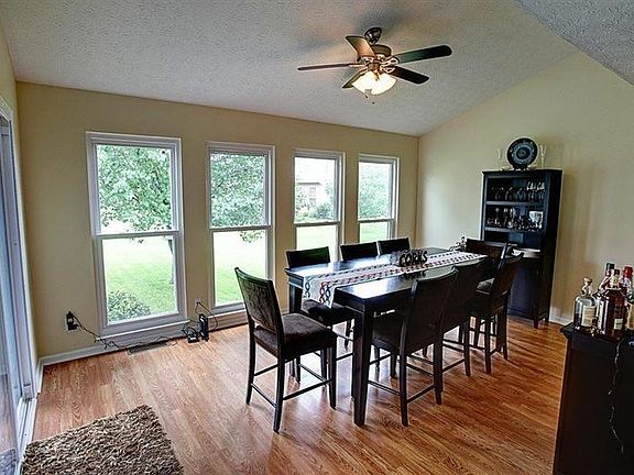 3rd image of 2445 Blacksmith Ln