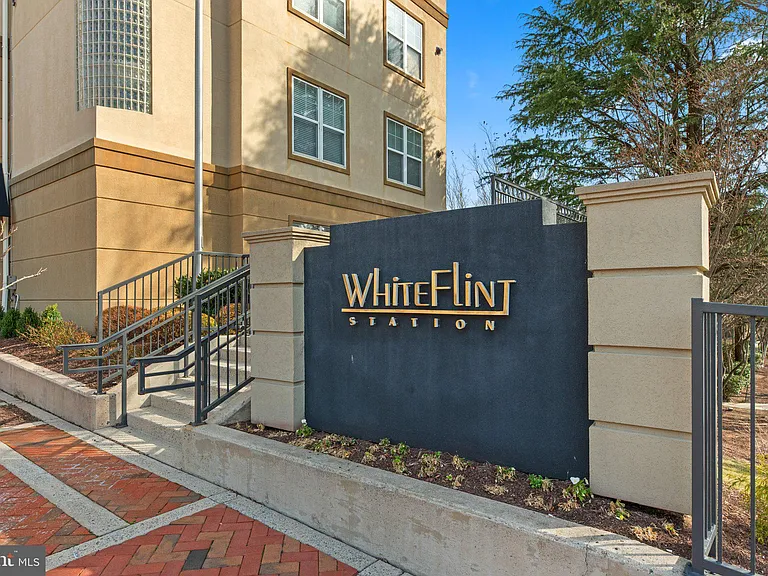 11800 Old Georgetown Rd #1315 — Photo 4
