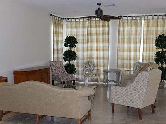 4th image of 7820 Grasmere Dr