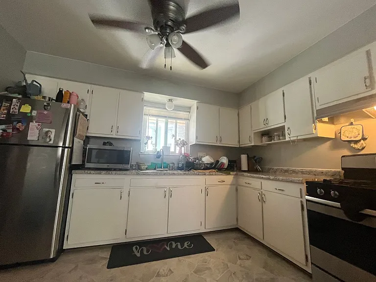 2705 N Oakland Ave — Photo 8