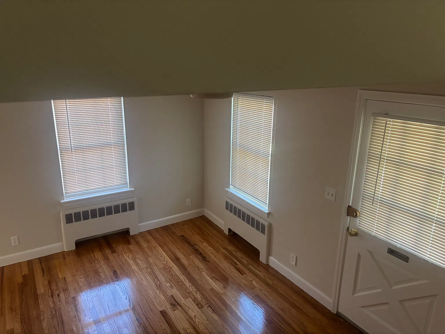 1 bed, 1.5 bath, 1013 sqft, $2,500 — Photo 4