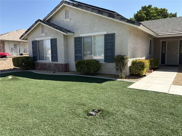 13473 Paoha Rd, Apple Valley, CA 92308