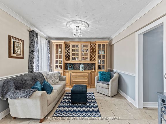 5th image of 724 Line 3 Rd