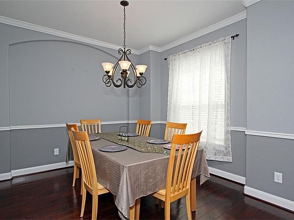 4th image of 131 S Rocky Point Cir