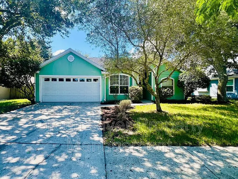 13140 Staffordshire Dr S — Photo 2