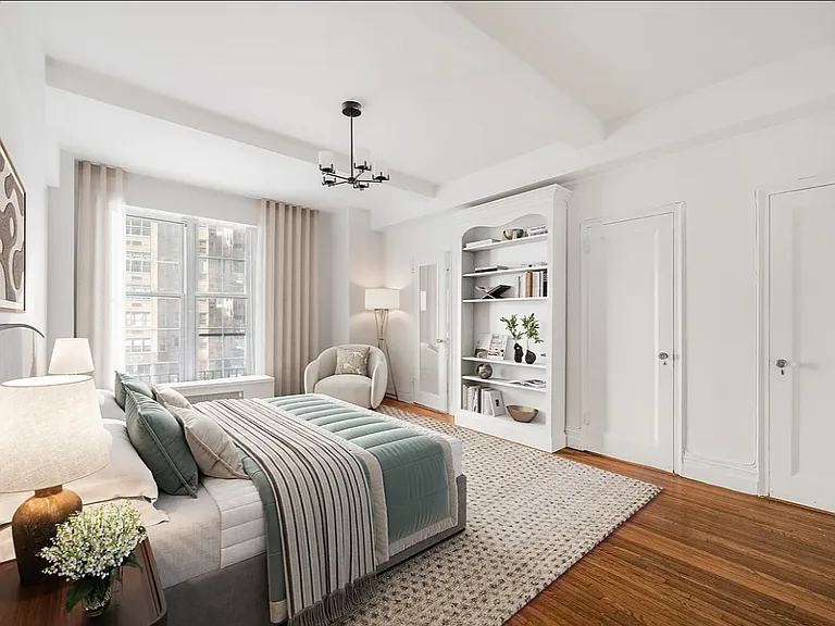 77 Park Ave #3B — Photo 1