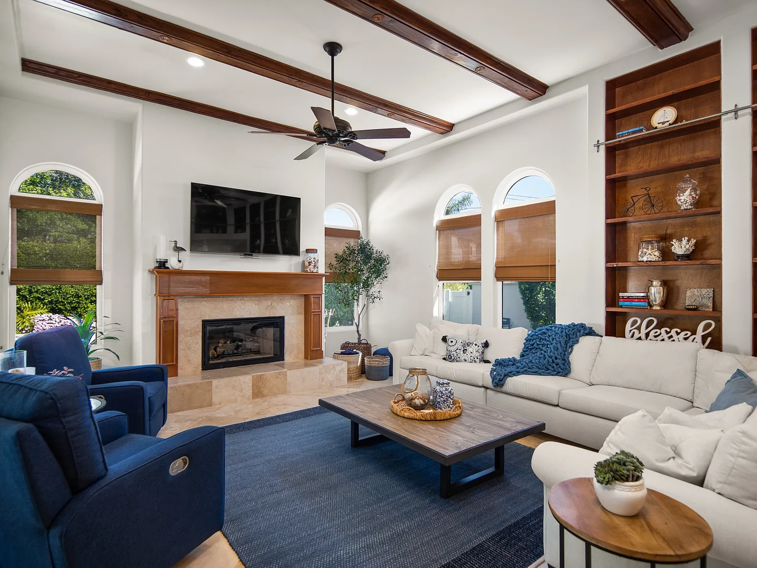 1021 Coronado Ave — Photo 3