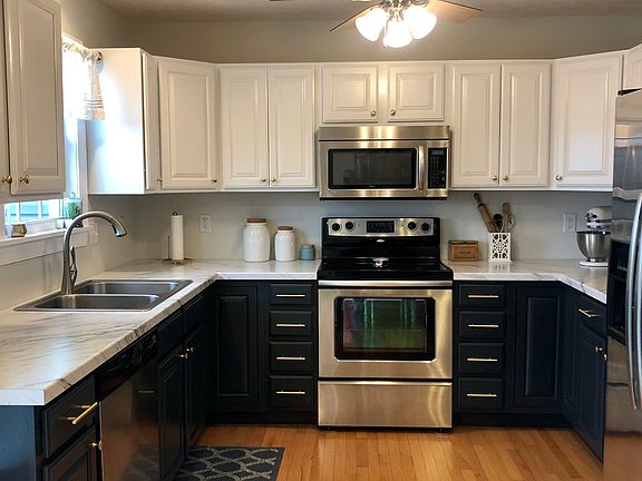 5th image of 203 Eastgate Dr