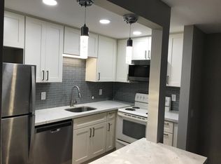13564 37th Ave S APT 35, Tukwila, WA 98168