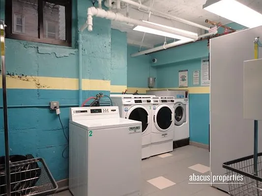 Rented by Abacus Properties | media 8