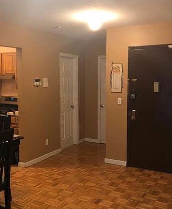 2nd image of 728 E 221st St APT 2A