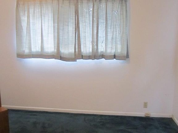 5th image of 3904 Willowick Dr