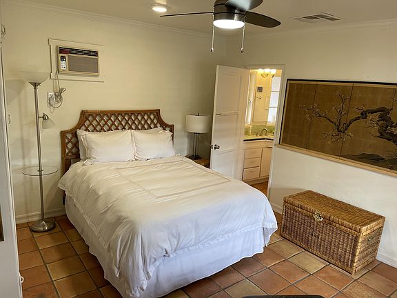 2nd image of 1380 N Indian Canyon Dr #1A