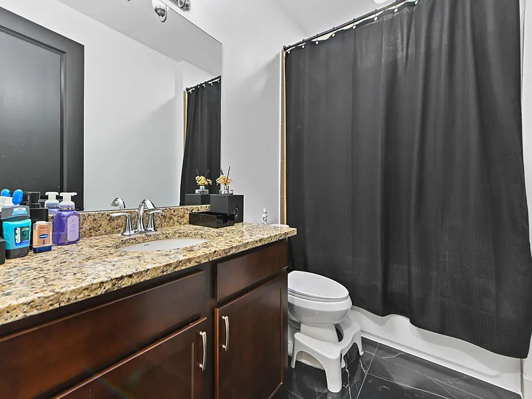 7461 Moonrise Dr — Photo 24