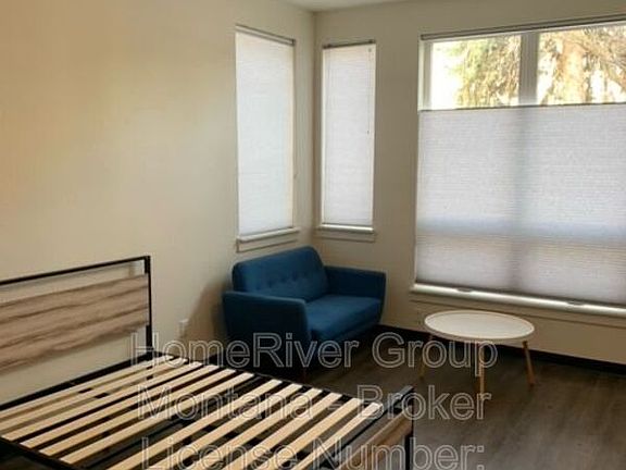 5th image of 320 Clay St #103