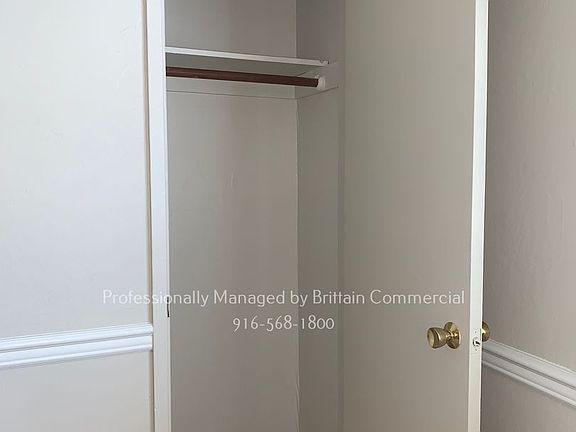 3rd image of 2321 G St APT 8