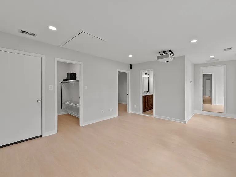 2852 Cedarest Rd — Photo 23