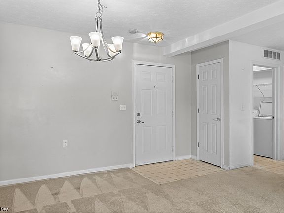 5th image of 23003 Chandlers Ln APT 107