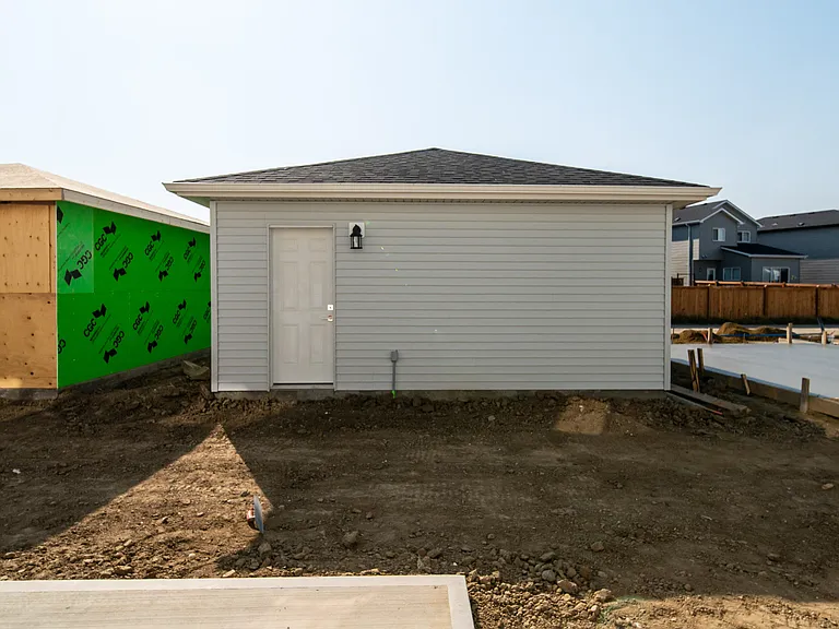 595 Black Stone Blvd #M — Photo 25