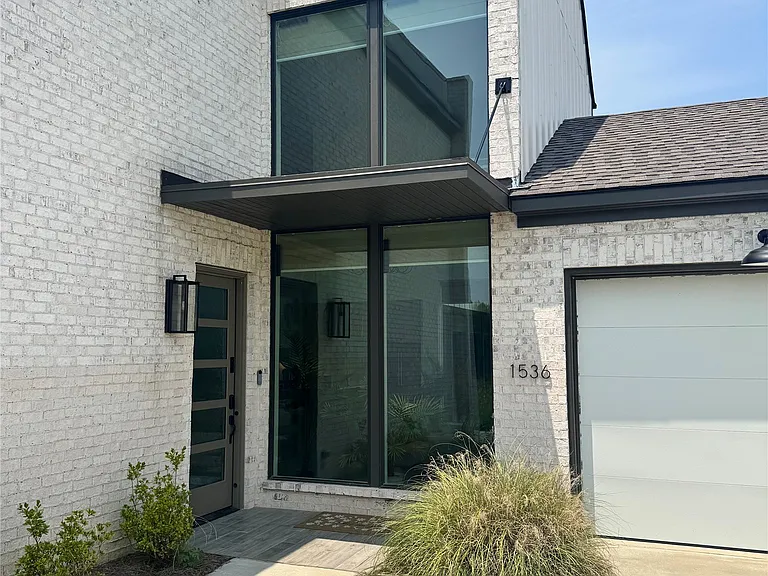 1536 Grantham Dr — Photo 1