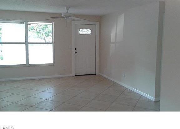 4th image of 1752 South Dr