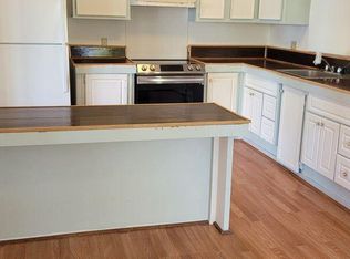 87-560 Manuaihue St, Waianae, HI 96792