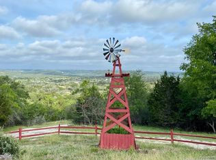 109 Whitworth Dr, Boerne, TX 78006