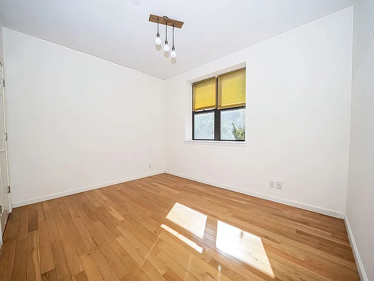 208 S 3rd St #2A — Photo 9
