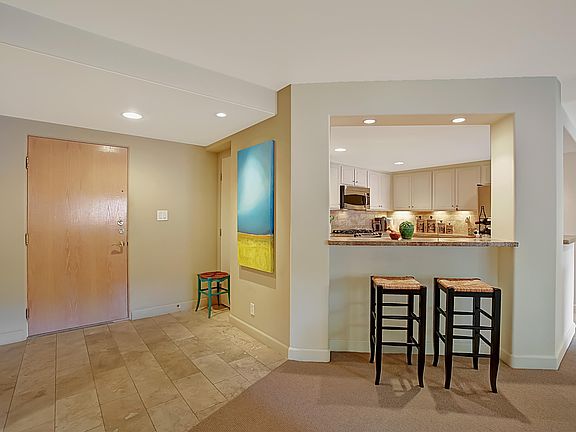 5th image of 423 Por La Mar Cir