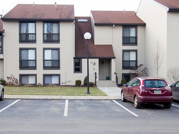 2nd image of 6320 Greenwood Pkwy APT 405