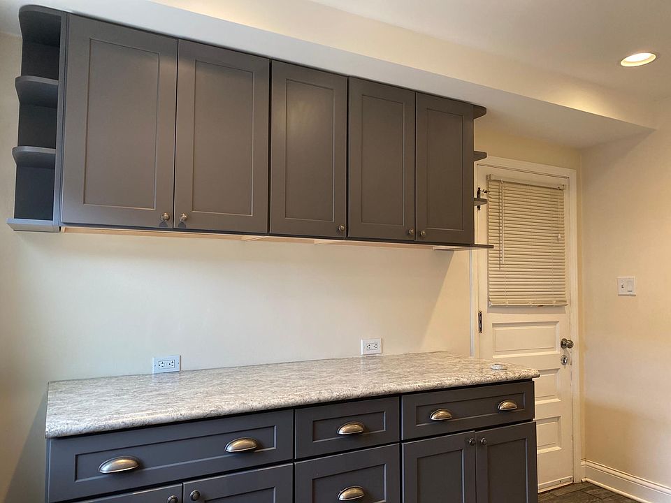 1st image of 1535 William St APT G