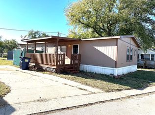 16 Gladiola Ln, Belton, MO 64012