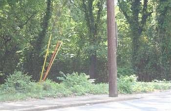 2nd image of 2502 Sutherland Ave