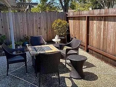 884 Neptune Ct — Photo 21