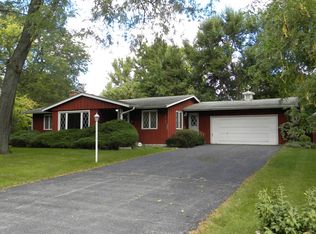 2155 Rockwell Rd, Aurora, IL 60506