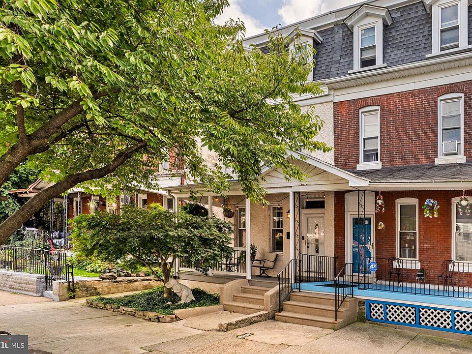 1st image of 229 Roxborough Ave