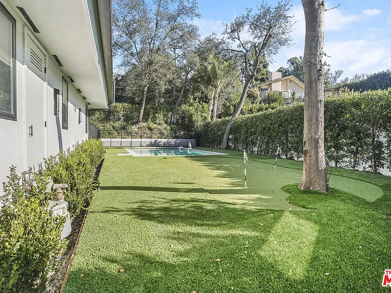 4097 Sapphire Dr — Photo 6