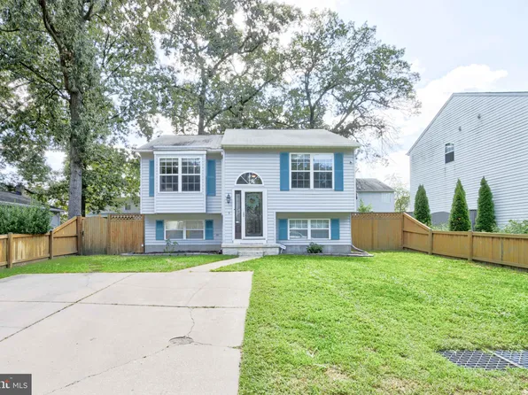 769 207th St, Pasadena, MD 21122