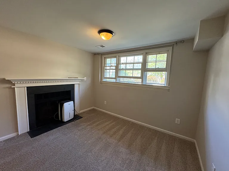 8505 Cherry Heights Ct — Photo 25